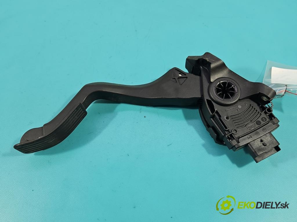 Citroen C3 III 2016-2024 1.2 12V 83 hp manual 61 kW 1199 cm3 5- pedal plyn: potenciometr: 9671433780