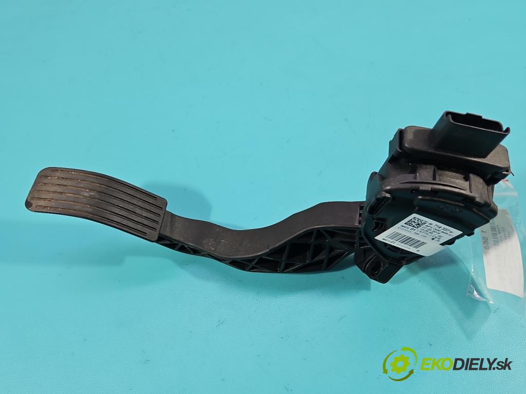 Citroen C3 III 2016-2024 1.2 12V 83 hp manual 61 kW 1199 cm3 5- pedal plyn: potenciometr: 9671433780