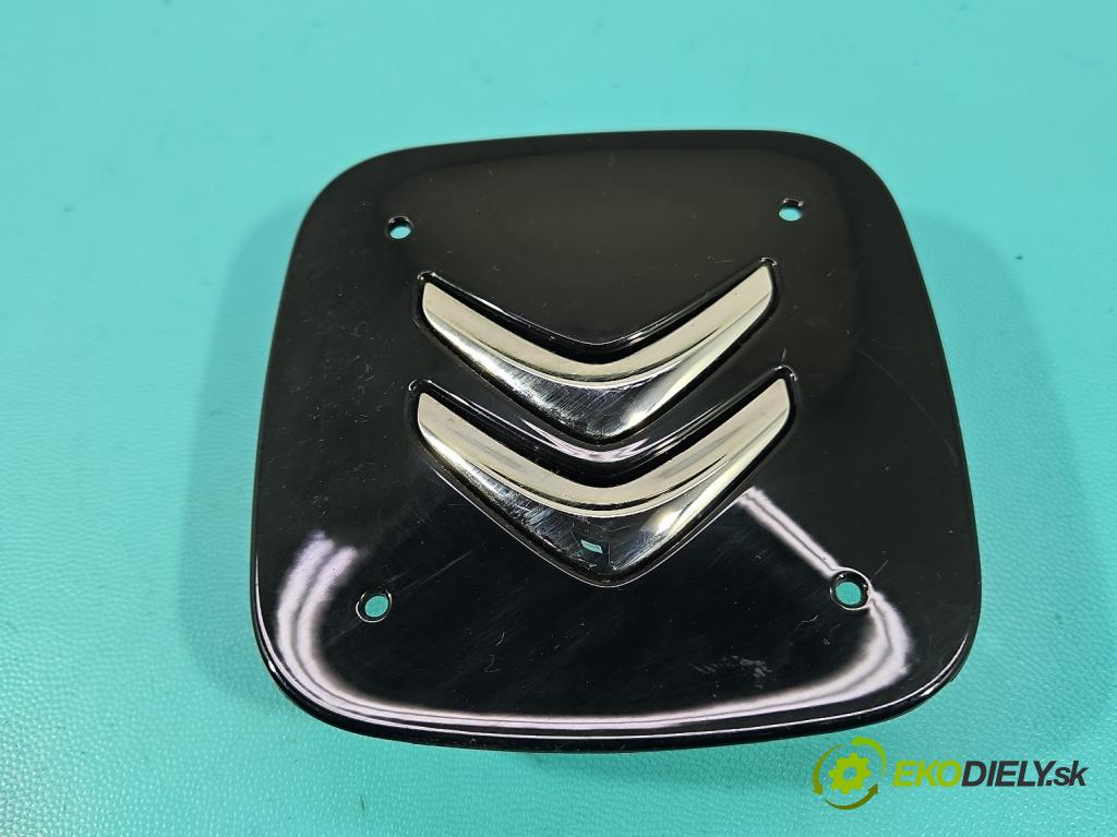 Citroen C3 III 2016-2024 1.2 12V 83 hp manual 61 kW 1199 cm3 5- krytka disky 98031813