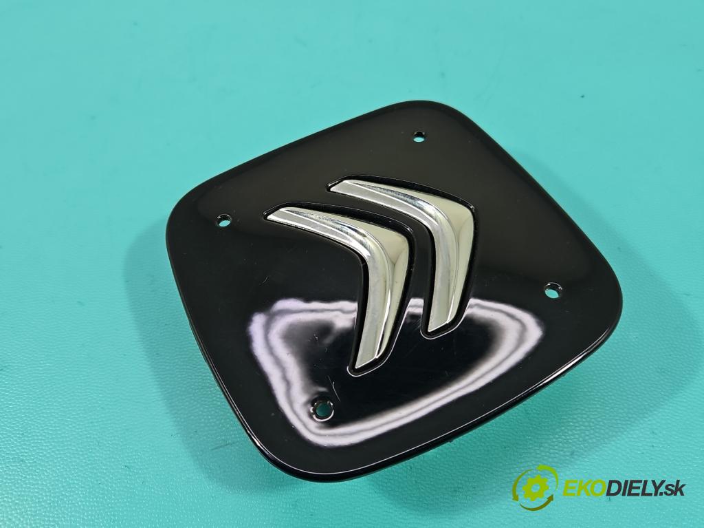 Citroen C3 III 2016-2024 1.2 12V 83 HP manual 61 kW 1199 cm3 5- krytka disky 98031813