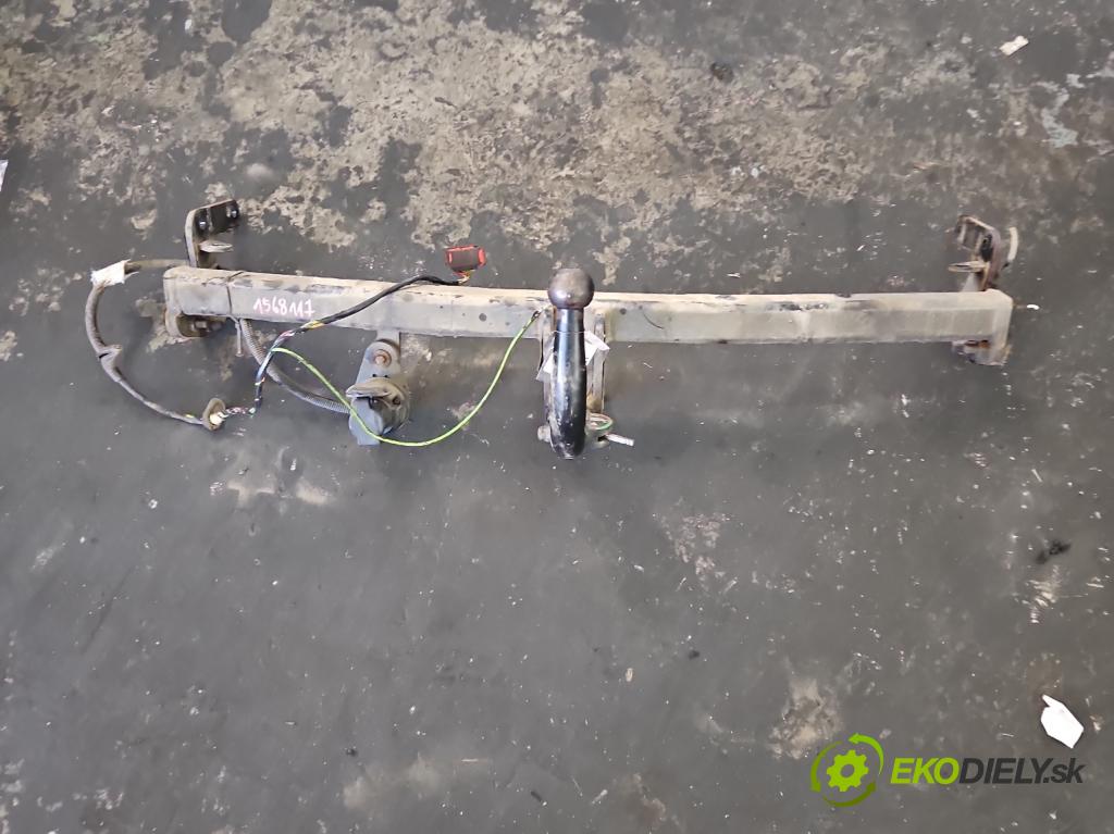 Citroen C3 III 2016-2024 1.2 12V 83 hp manual 61 kW 1199 cm3 5- oko tažné  (Tažné zařízení)