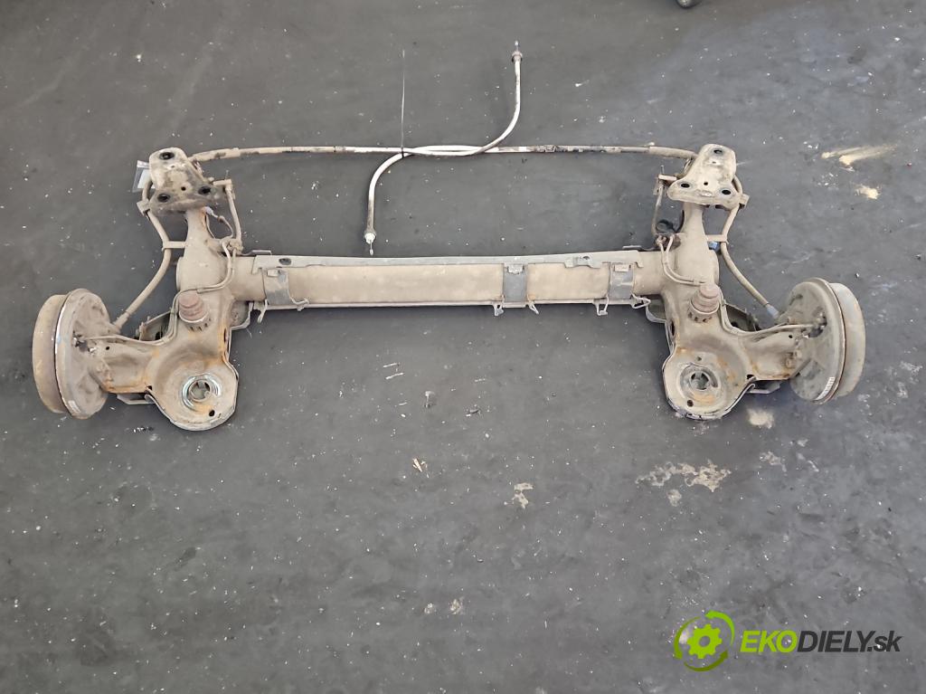 Citroen C3 III 2016-2024 1.2 12V 83 HP manual 61 kW 1199 cm3 5- zadna výstuha  (Výstuha zadná)