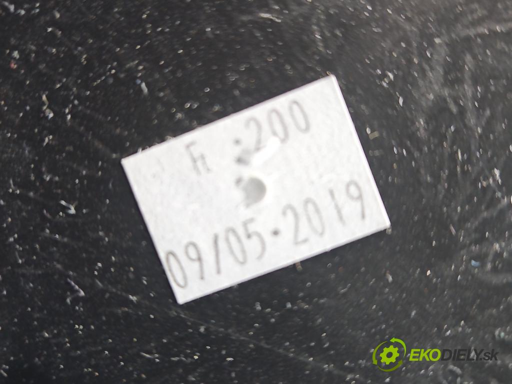 Citroen C3 III 2016-2024 1.2 12V 83 HP manual 61 kW 1199 cm3 5- kastlík 9812490277