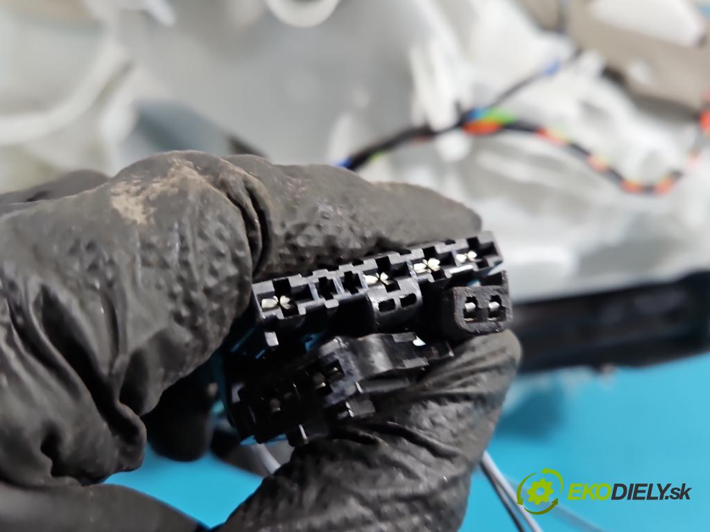 Citroen C3 III 2016-2024 1.2 12V 83 HP manual 61 kW 1199 cm3 5- radiator 9813920580 (Radiátor kúrenia)