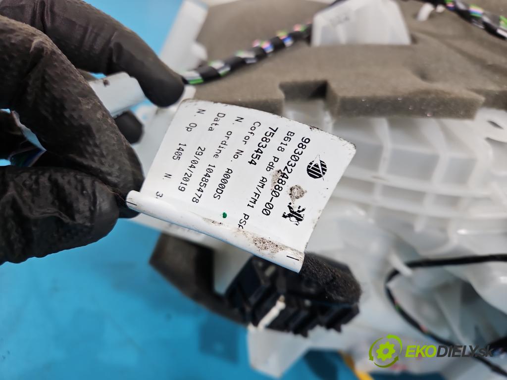 Citroen C3 III 2016-2024 1.2 12V 83 HP manual 61 kW 1199 cm3 5- radiator 9813920580 (Radiátor kúrenia)