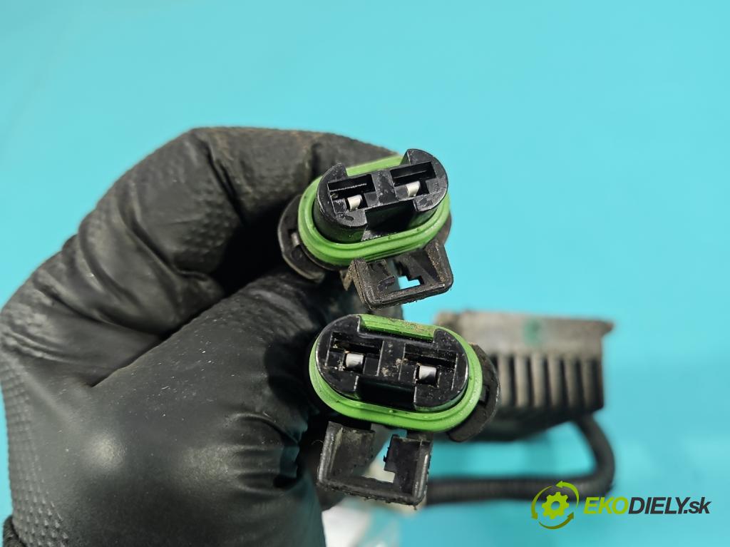 Jaguar X-type 2.0d 131 HP manual 96 kW 1998 cm3 5- Relé: ventilátoru 908000213