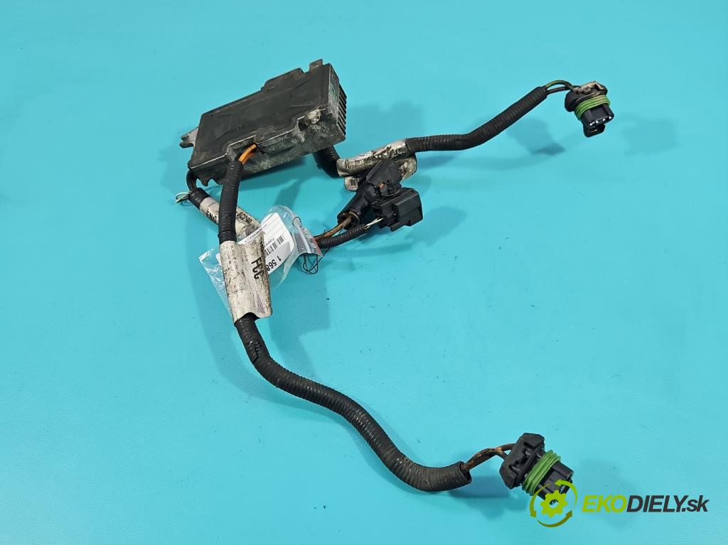 Jaguar X-type 2.0d 131 HP manual 96 kW 1998 cm3 5- Relé: ventilátoru 908000213