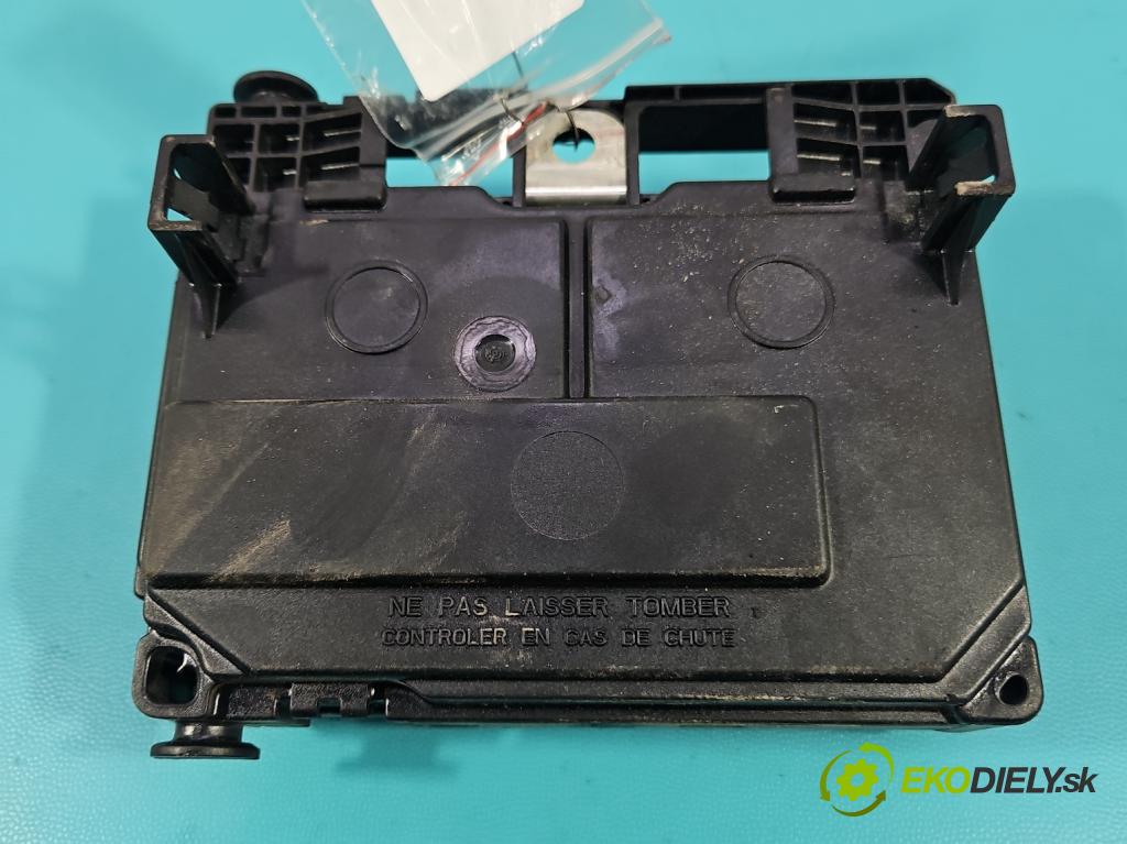 Peugeot 407 2.0 hdi 136hp manual 100 kW 1997 cm3 5- řídící jednotka 9656593780