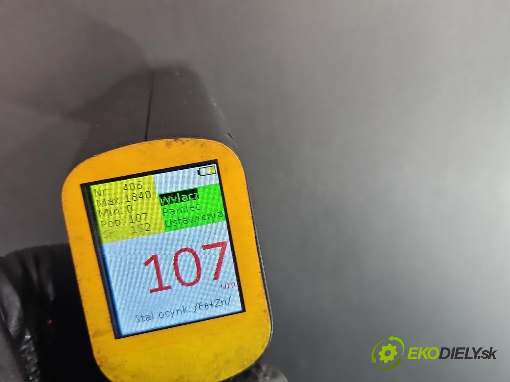 Audi 80 B3 1986-1991 1.6 8V 69KM manual 51 kW 1595 cm3 4- kapota predná