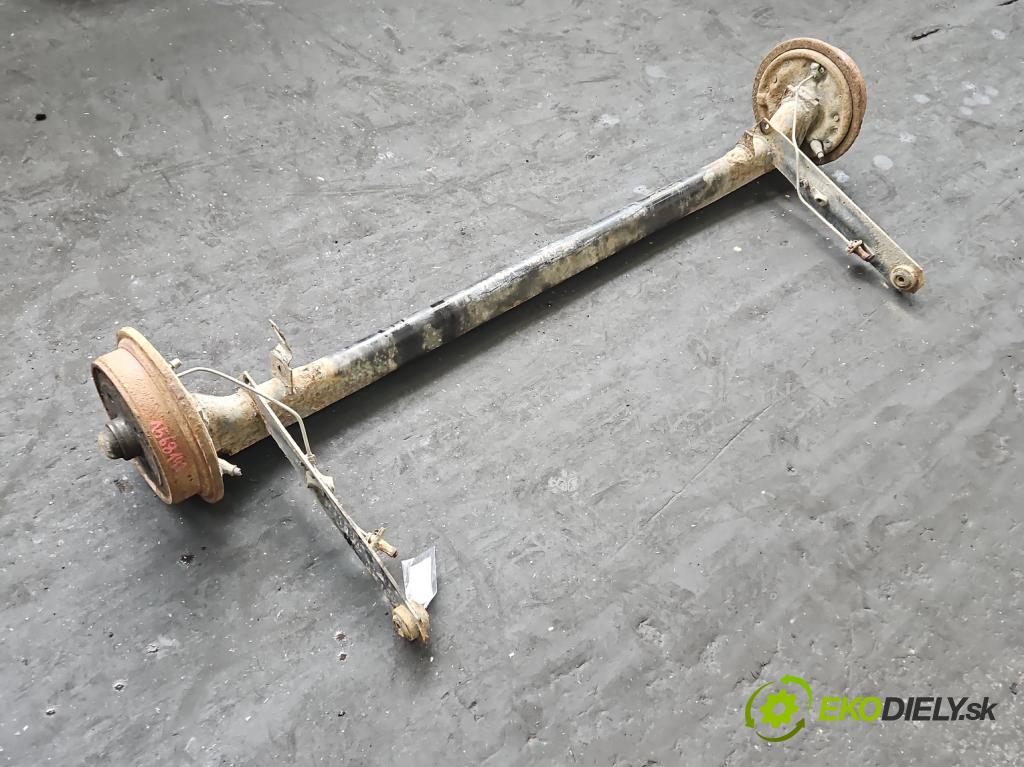 Audi 80 B3 1986-1991 1.6 8V 69KM manual 51 kW 1595 cm3 4- zadna výstuha  (Výstuha zadná)