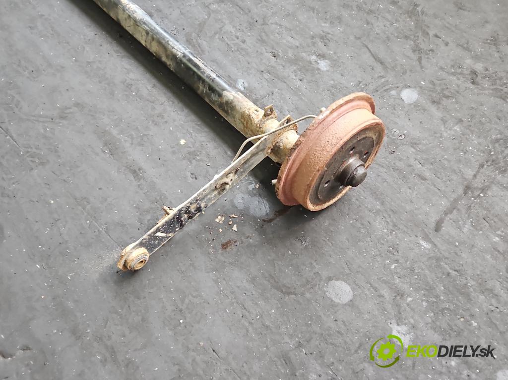 Audi 80 B3 1986-1991 1.6 8V 69KM manual 51 kW 1595 cm3 4- zadna výstuha  (Výstuha zadná)