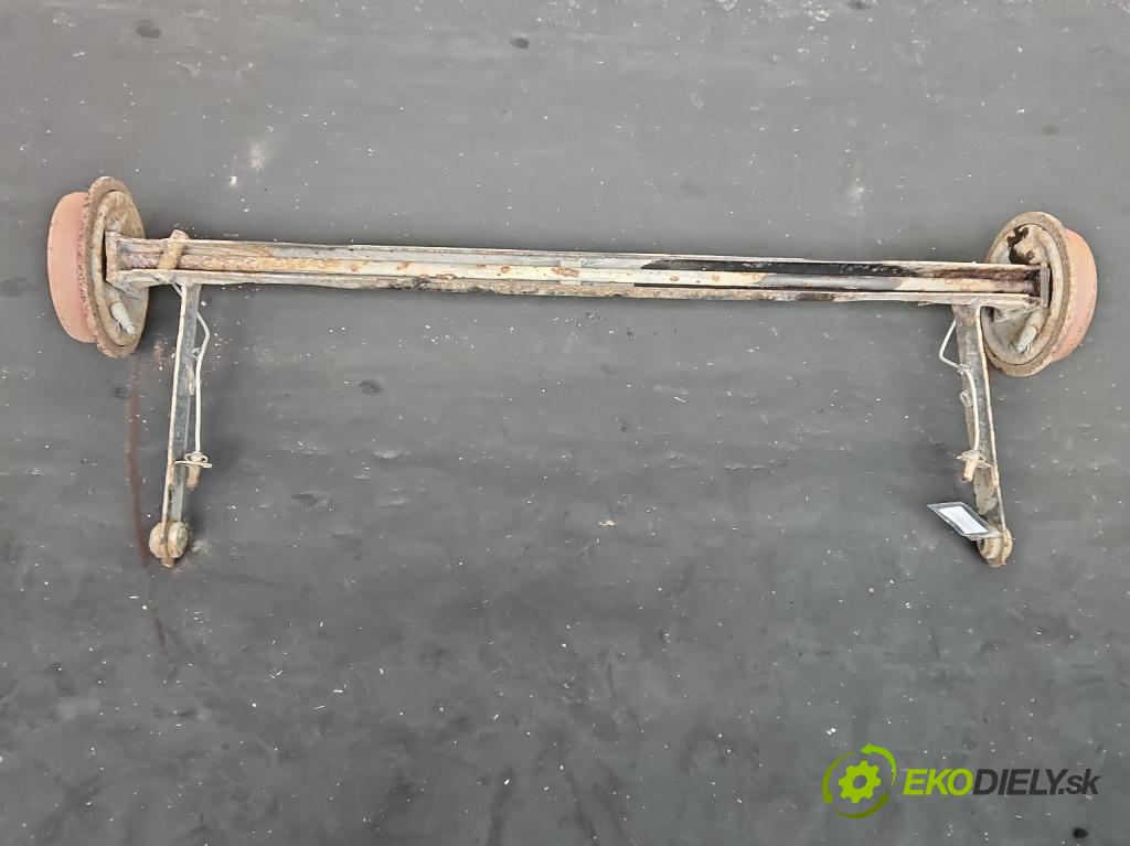 Audi 80 B3 1986-1991 1.6 8V 69KM manual 51 kW 1595 cm3 4- zadna výstuha  (Výstuha zadná)