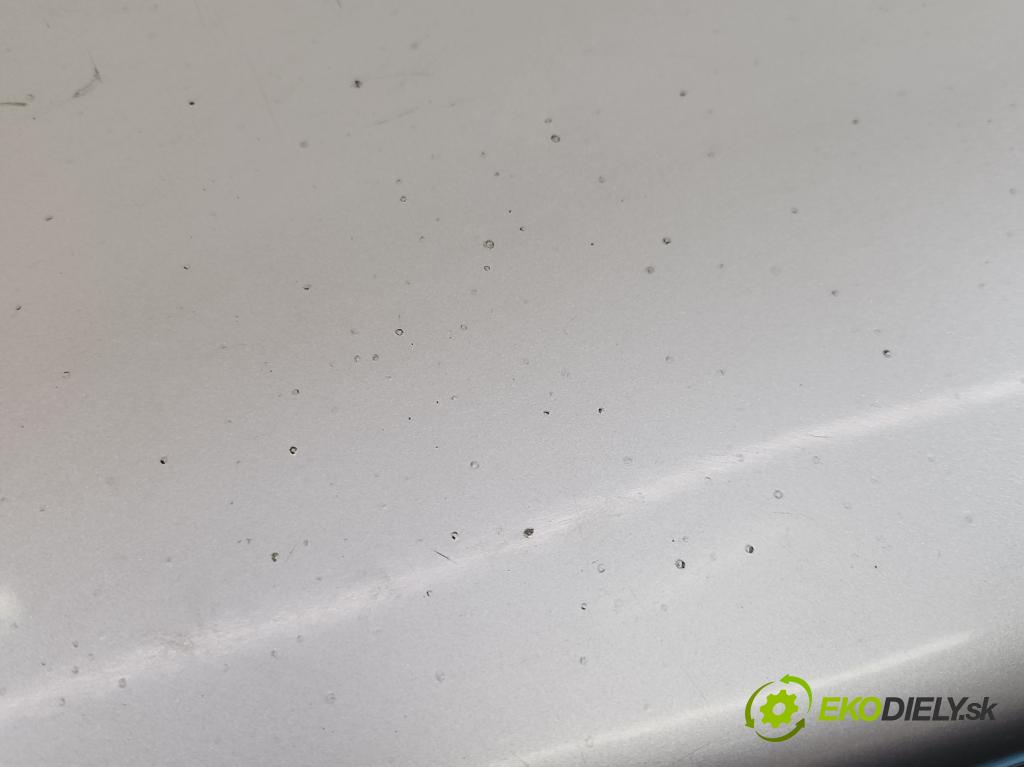 Opel Vectra B 1995-2002 1.6 16V 101 HP manual 74 kW 1598 cm3 4- zadna kufor  (Kapota zadná (kufor))