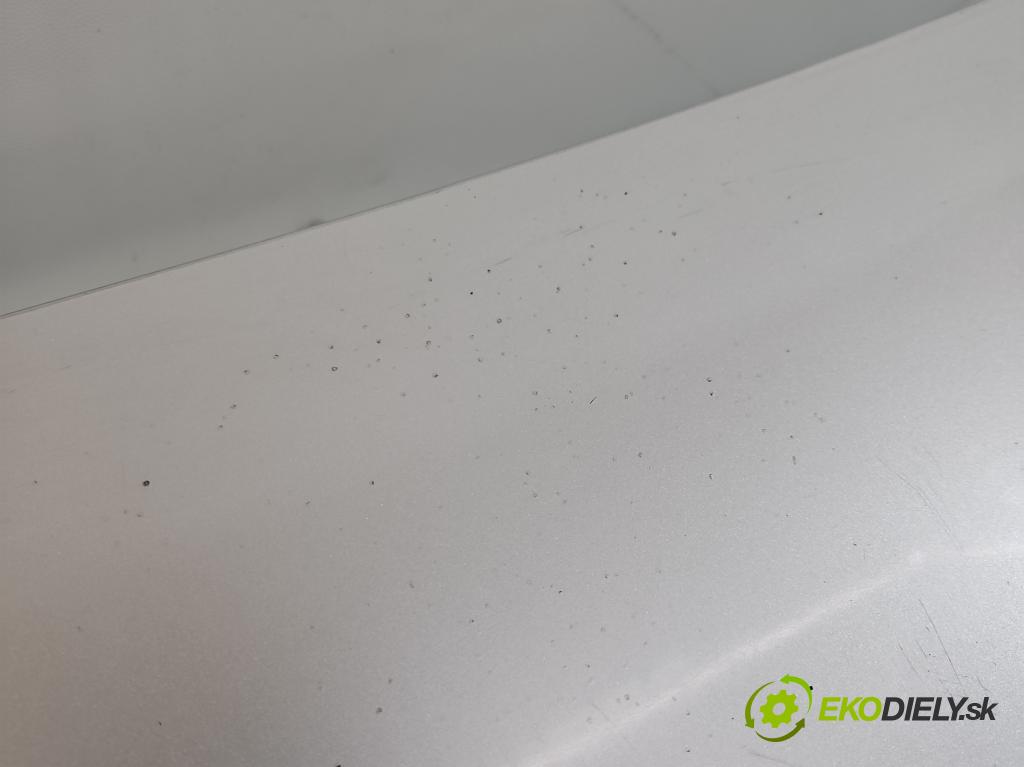 Opel Vectra B 1995-2002 1.6 16V 101 HP manual 74 kW 1598 cm3 4- zadna kufor  (Kapota zadná (kufor))