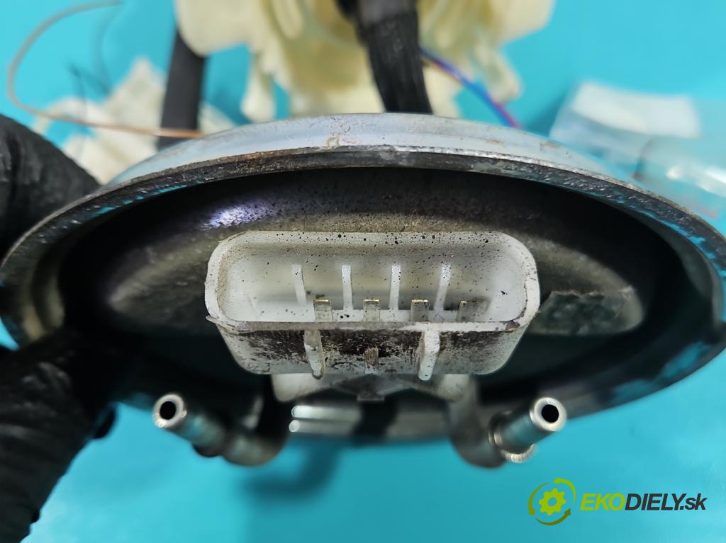 Opel Vectra B 1995-2002 1.6 16V 101 HP manual 74 kW 1598 cm3 4- čerpadlo palivo