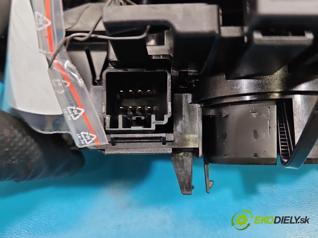 Ford Fiesta Mk7 2008-2017 1.2 16V 82 HP manual 60 kW 1242 cm3 5- prepínač komplex: 8A6T-13N064-GD (Prepínacie páčky pod volantom)