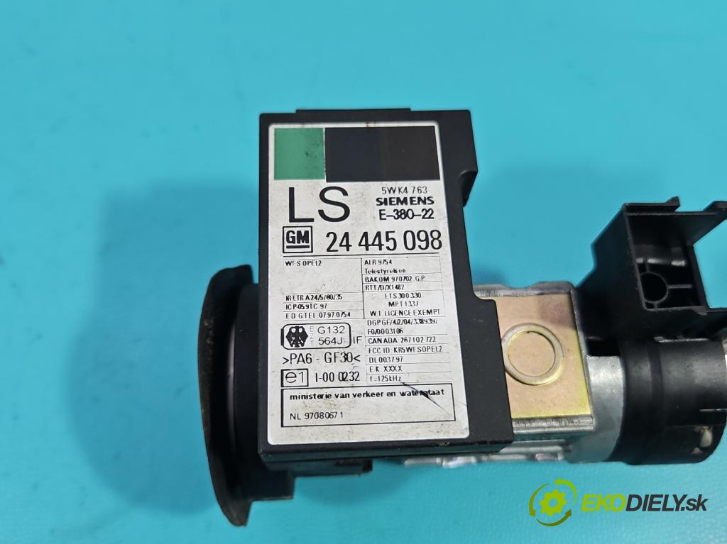 Opel Vectra B 1995-2002 1.6 16V 101 hp manual 74 kW 1598 cm3 4- řídící jednotka motoru 09353479