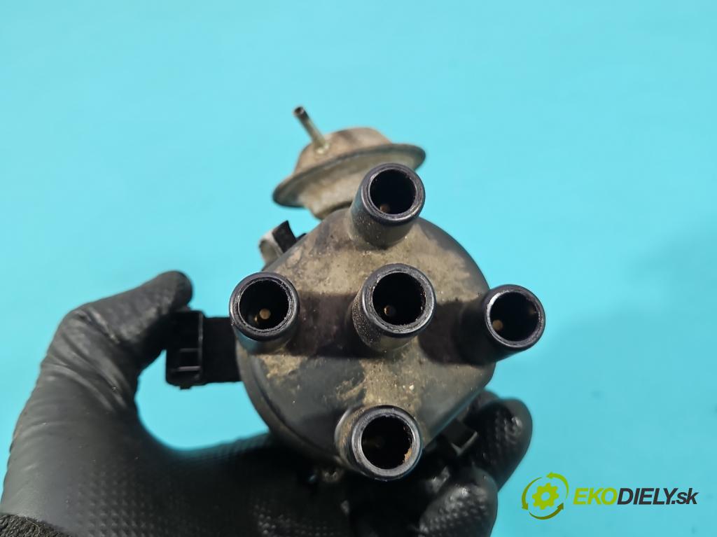 Audi 80 B3 1986-1991 1.6 8V 69KM manual 51 kW 1595 cm3 4- modul zapalovací  (Rozdělovač)