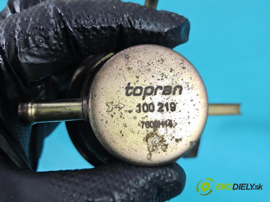 Audi 80 B3 1986-1991 1.6 8V 69KM manual 51 kW 1595 cm3 4- čerpadlo palivo