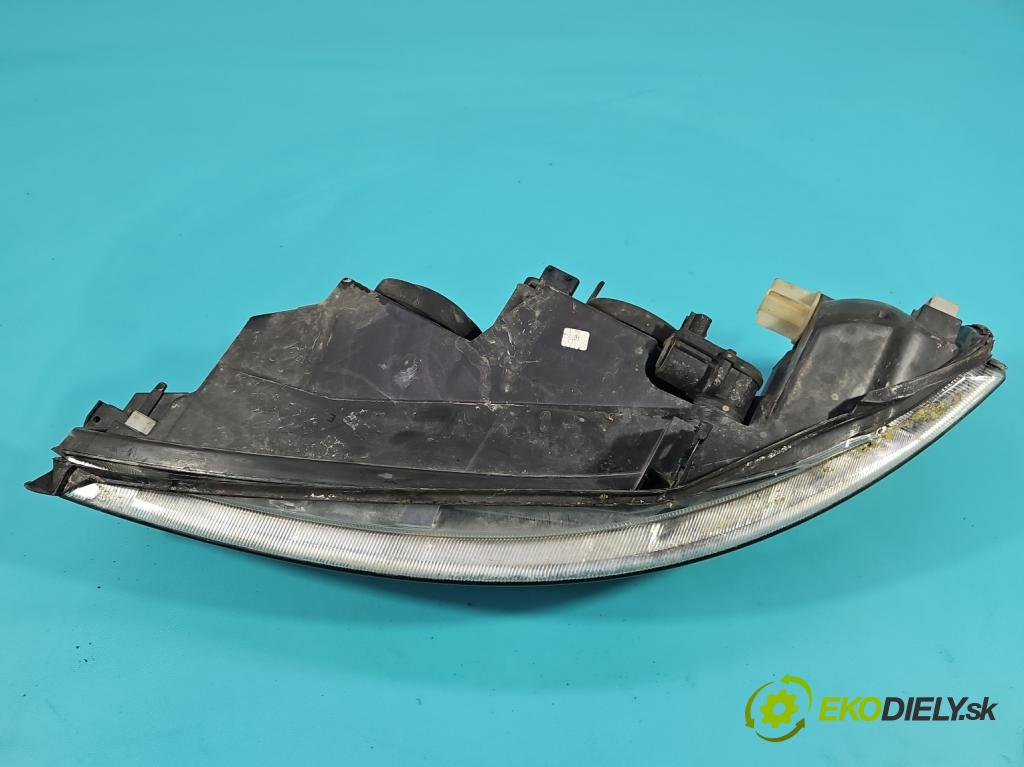 Opel Vectra B 1995-2002 1.6 16V 101 HP manual 74 kW 1598 cm3 4- Reflektor: pravý 90586845 (Svetlo predné pravé)