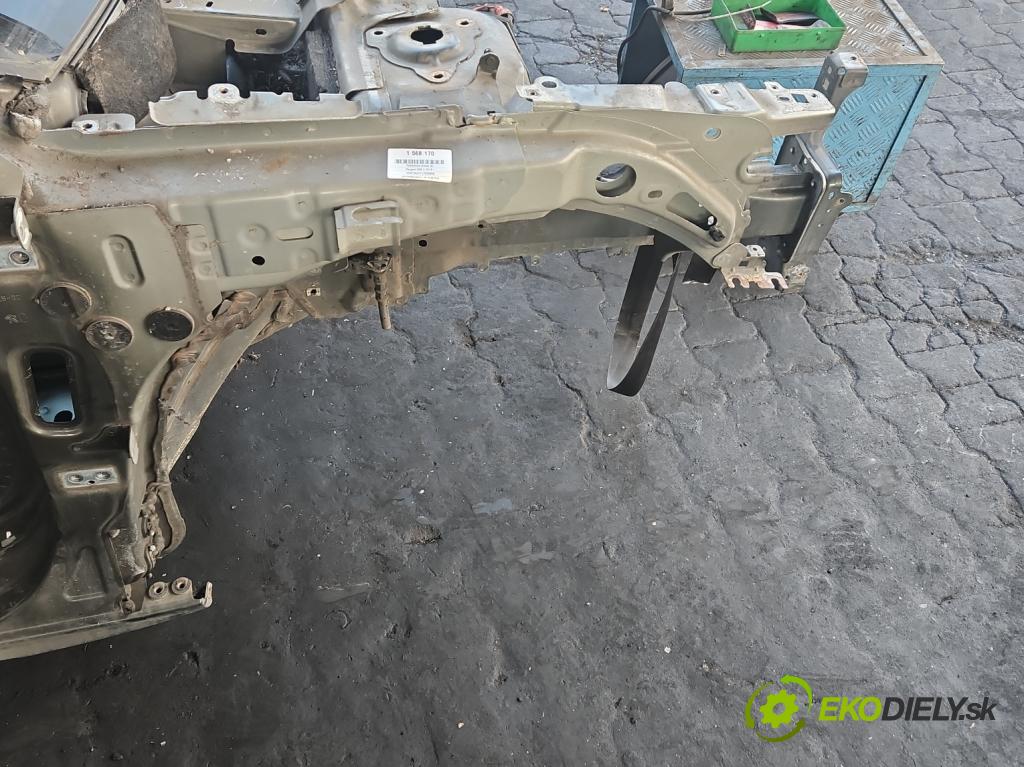 Peugeot 508 II 2018- 1.6 16V 181KM automatic 133 kW 1598 cm3 5- štvrťka pravé 