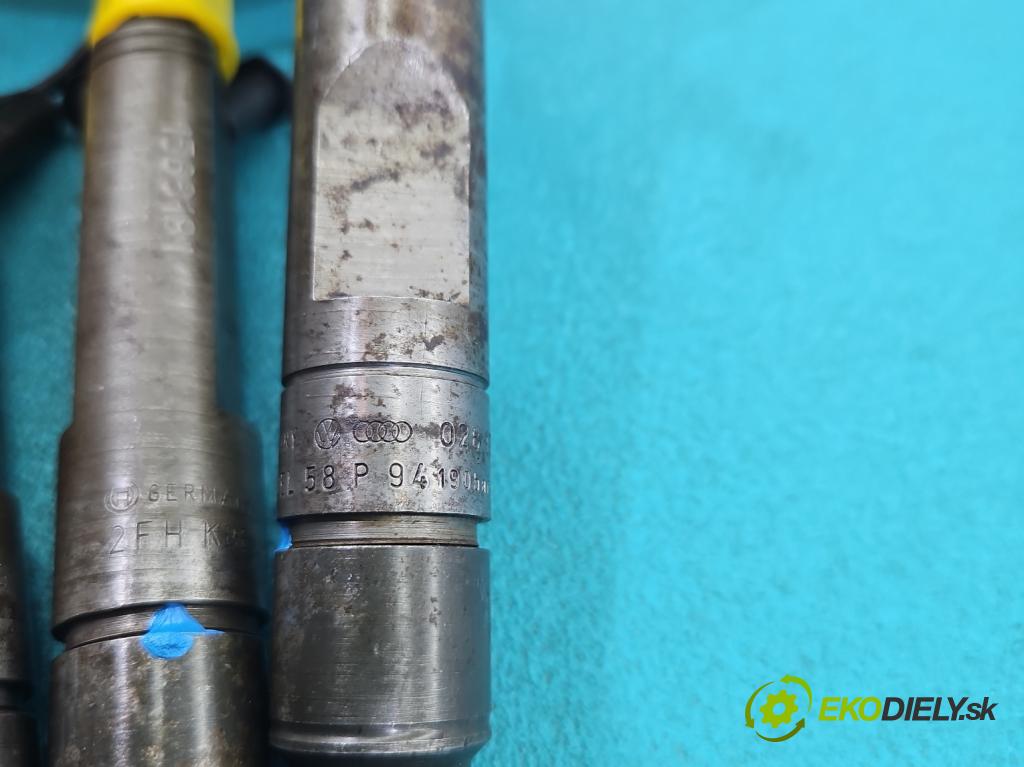 Audi A4 B5 1994-2001 1.9 tdi 90 HP manual 66 kW 1896 cm3 4- vstrek 028130201J (Vstrekovač paliva)