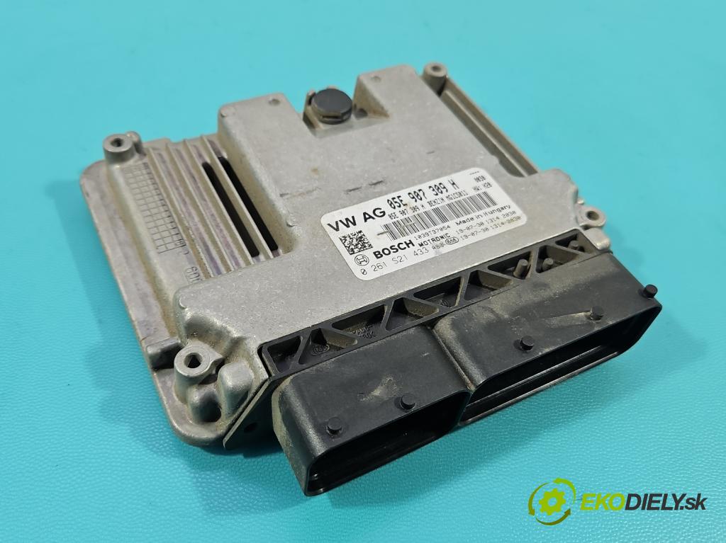 Skoda Octavia III 2013- 1.5 TSI 150 hp manual 110 kW 1498 cm3 5- řídící jednotka motoru 05E907309H