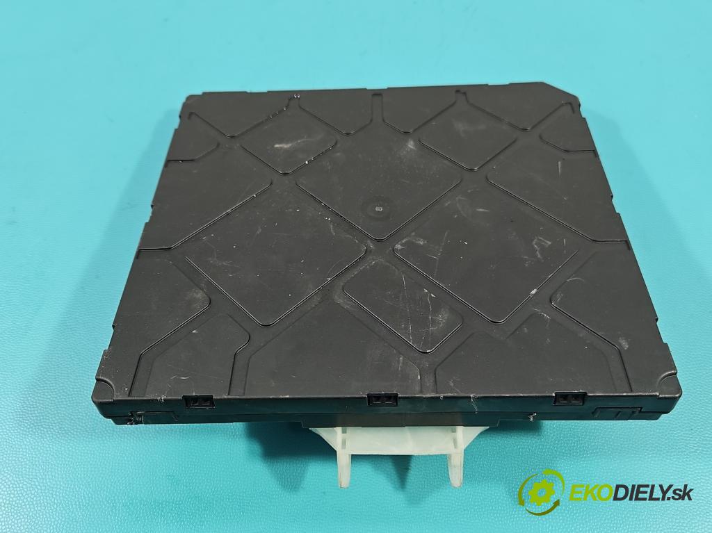 Skoda Octavia III 2013- 1.5 TSI 150 hp manual 110 kW 1498 cm3 5- řídící jednotka komfortu 5Q0937084DE