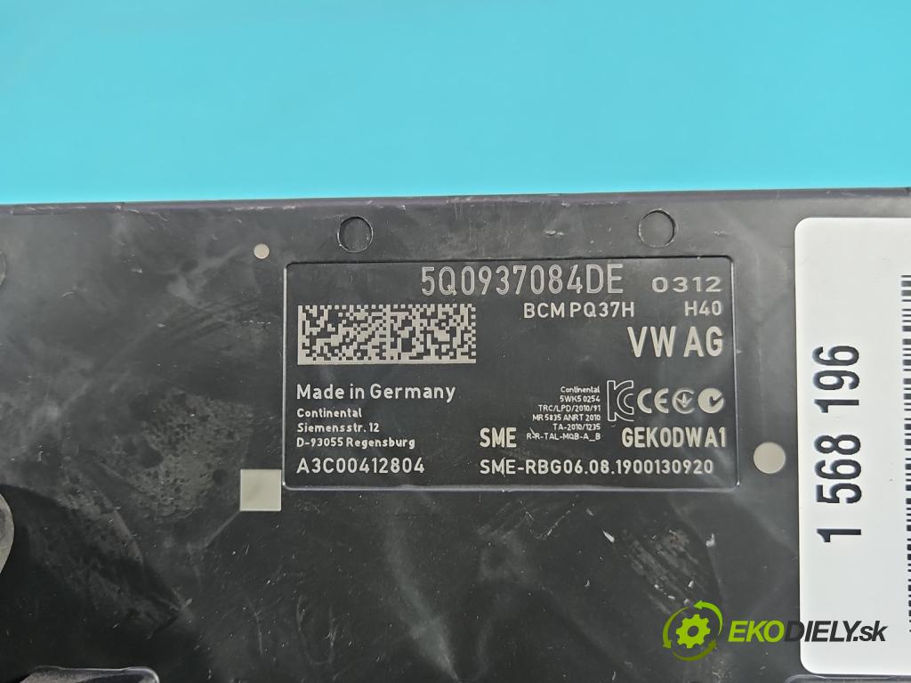 Skoda Octavia III 2013- 1.5 TSI 150 hp manual 110 kW 1498 cm3 5- řídící jednotka komfortu 5Q0937084DE