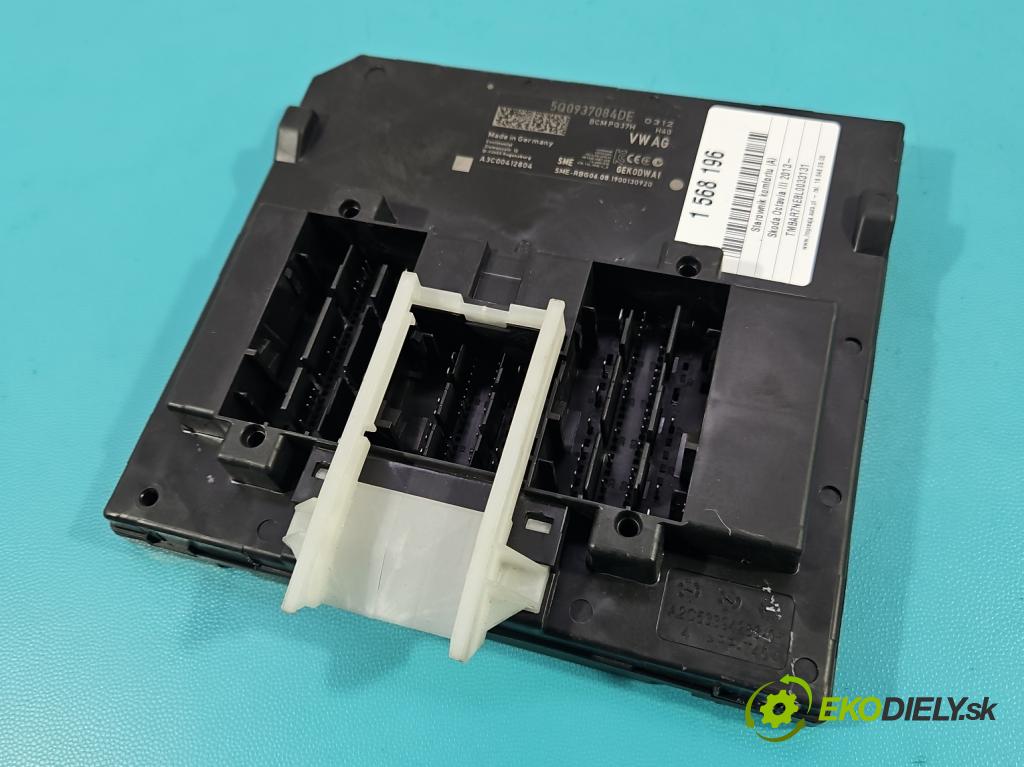 Skoda Octavia III 2013- 1.5 TSI 150 hp manual 110 kW 1498 cm3 5- řídící jednotka komfortu 5Q0937084DE