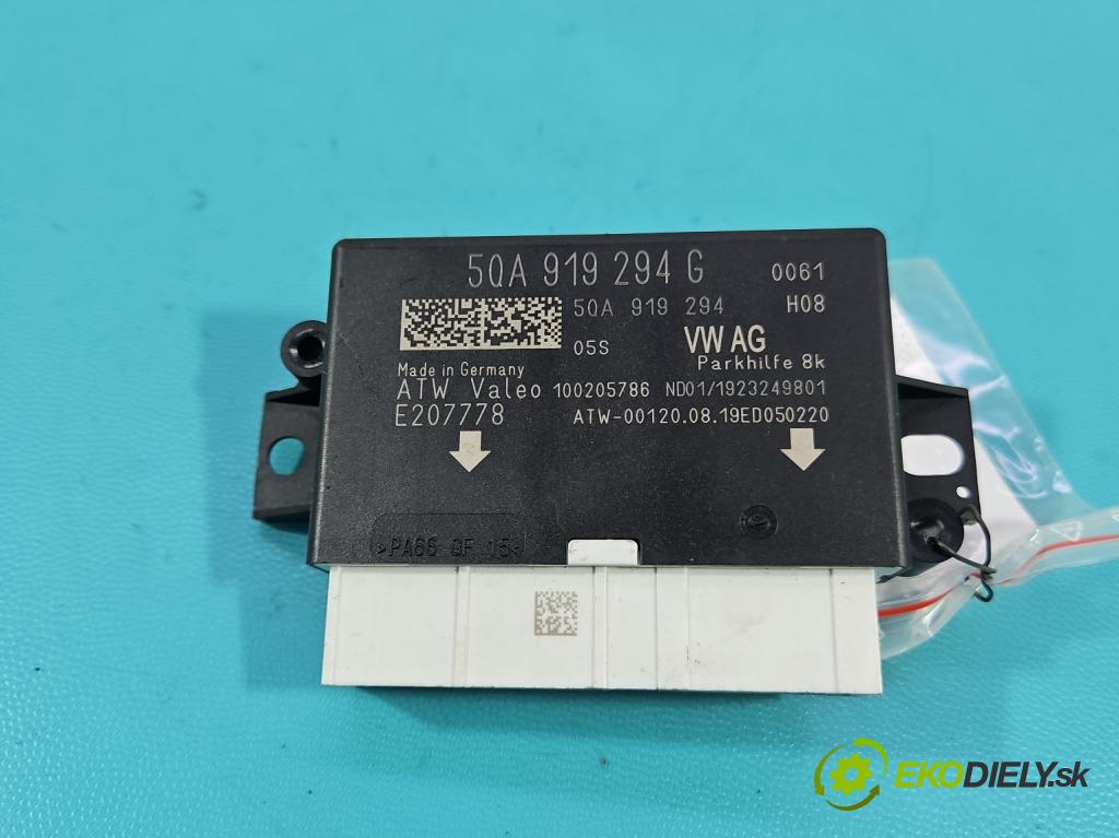 Skoda Octavia III 2013- 1.5 TSI 150 HP manual 110 kW 1498 cm3 5- riadiaca jednotka parkovaní: 5QA919294