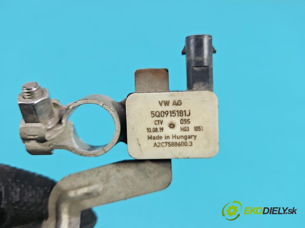 Skoda Octavia III 2013- 1.5 TSI 150 hp manual 110 kW 1498 cm3 5- kontakt mínus: 5Q0915181J