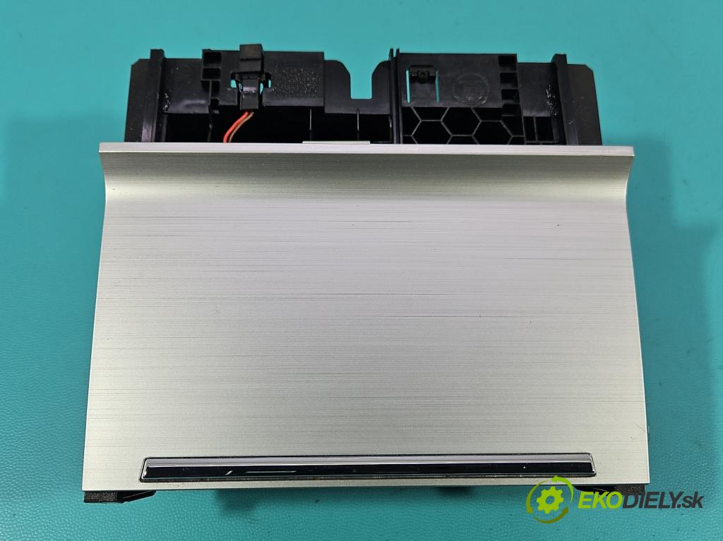 Skoda Octavia III 2013- 1.5 TSI 150 HP manual 110 kW 1498 cm3 5- lišta ozdobná vnitŕní: 5E1863077H