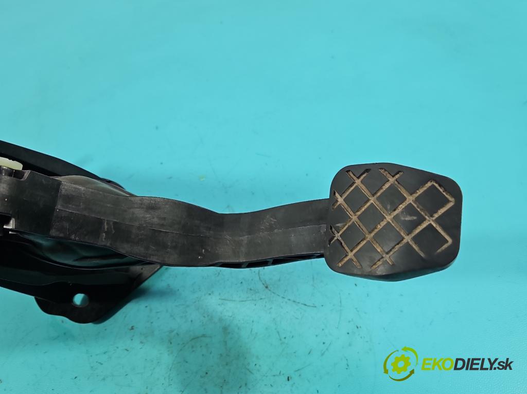 Skoda Octavia III 2013- 1.5 TSI 150 hp manual 110 kW 1498 cm3 5- pedály 5Q1721059HN