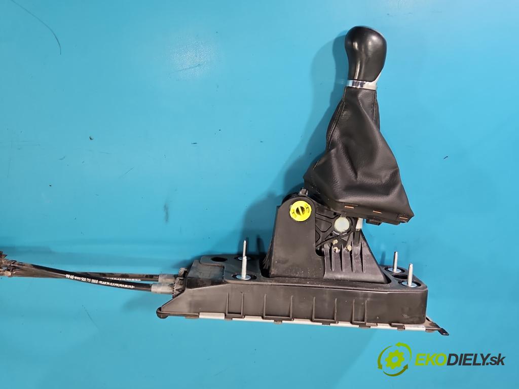 Skoda Octavia III 2013- 1.5 TSI 150 HP manual 110 kW 1498 cm3 5- Páka: Změny: stupeň,rýchlosť 5Q0711061F (Rýchlostná páka (kulisa))