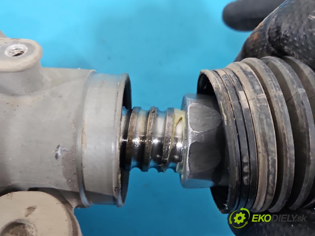 Skoda Octavia III 2013- 1.5 TSI 150 HP manual 110 kW 1498 cm3 5- Ozubené kolo: volant 5Q1423050AM