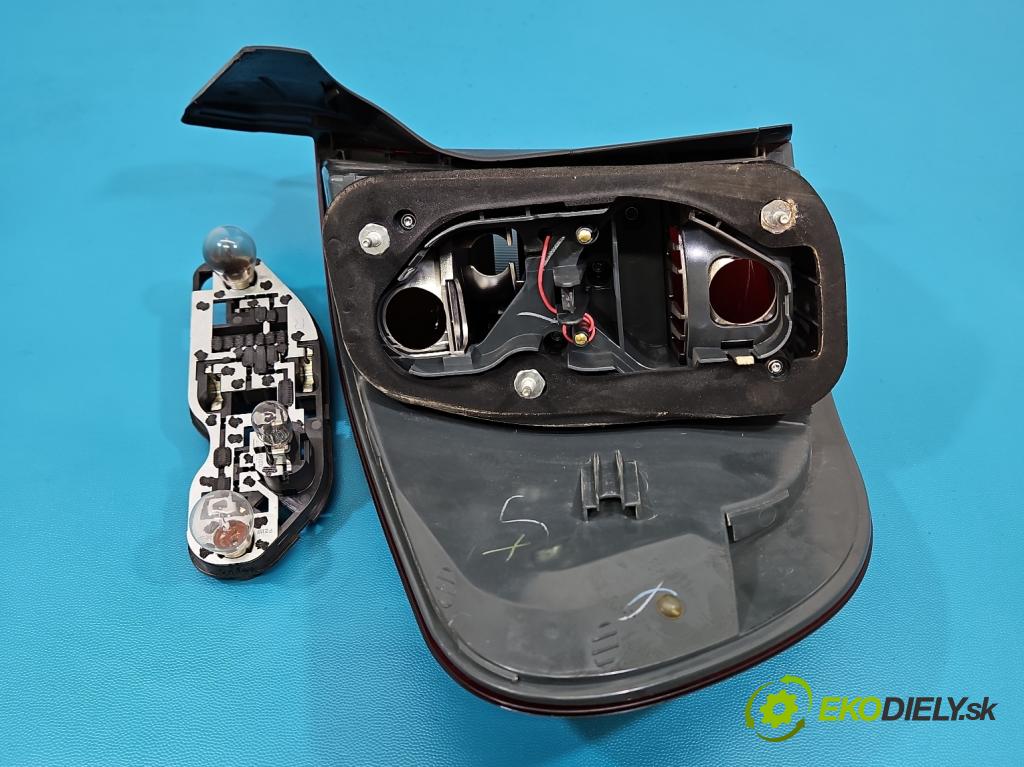 Bmw X5 E70 2006-2013 3.0d 245KM automatic 180 kW 2993 cm3 5- svetlo / reflektor zadné pravé 7227790 (Kľučka dverí ostatné)