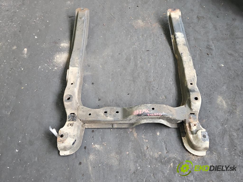 Opel Vectra A 1988-1995 1.8 8V 90 hp manual 66 kW 1796 cm3 4- výztuha motoru 