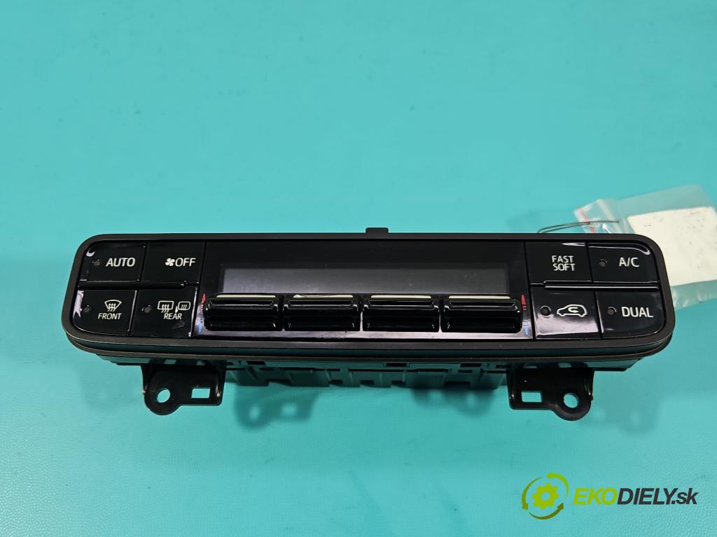 Toyota Auris II 2012-2018 1.8 16V 99 HP automatic 73 kW 1798 cm3 5- panel kúrenia 75H695