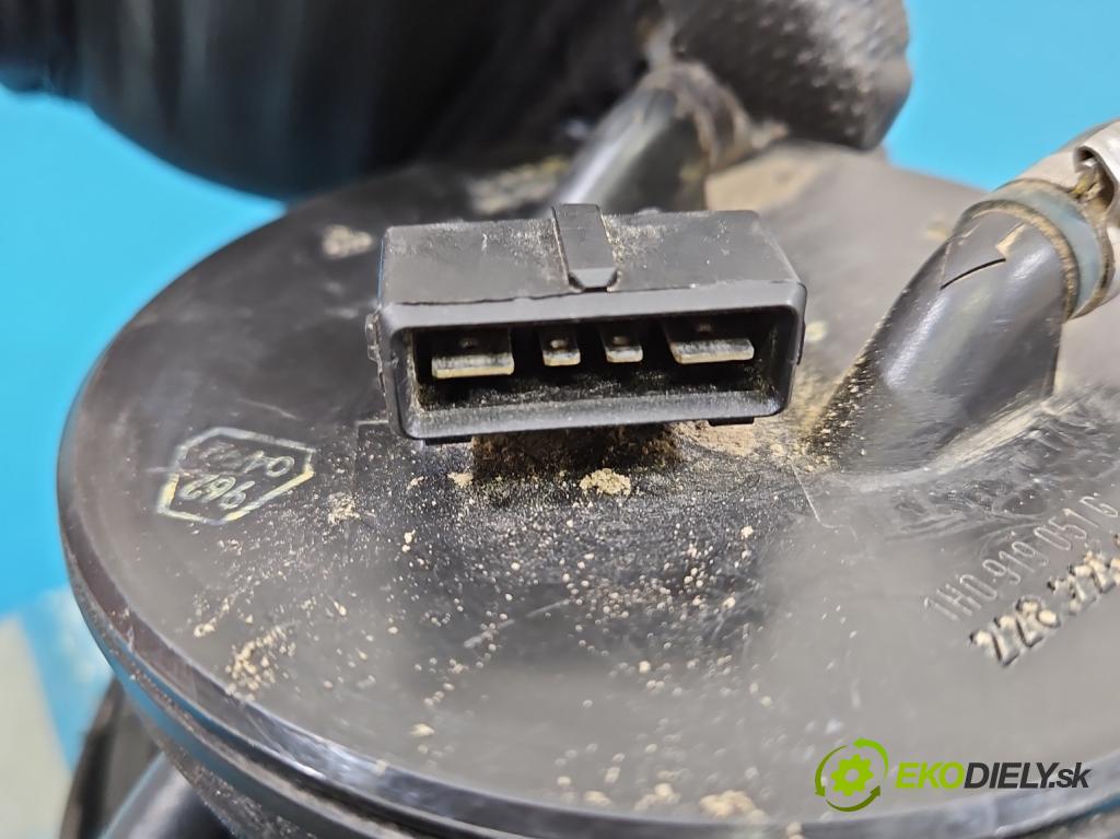 Vw Golf III 1991-1998 1.4 8V 60 HP manual 44 kW 1391 cm3 3- čerpadlo palivo 1H0919051G