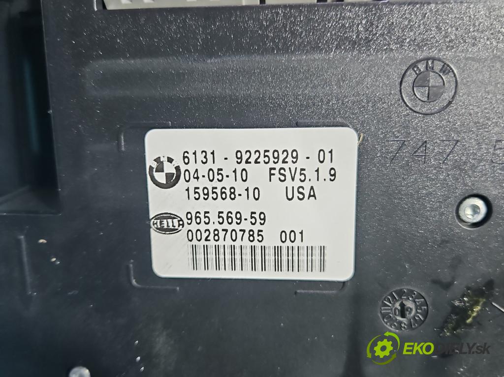 Bmw X5 E70 2006-2013 3.0d 245KM automatic 180 kW 2993 cm3 5- světlo interiéru 9225929