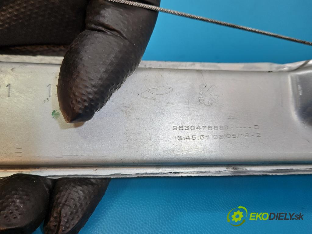 Citroen C3 III 2016-2024 1.2 12V 83 HP manual 61 kW 1199 cm3 5- mechanizmus okna predné pravý 9829511780