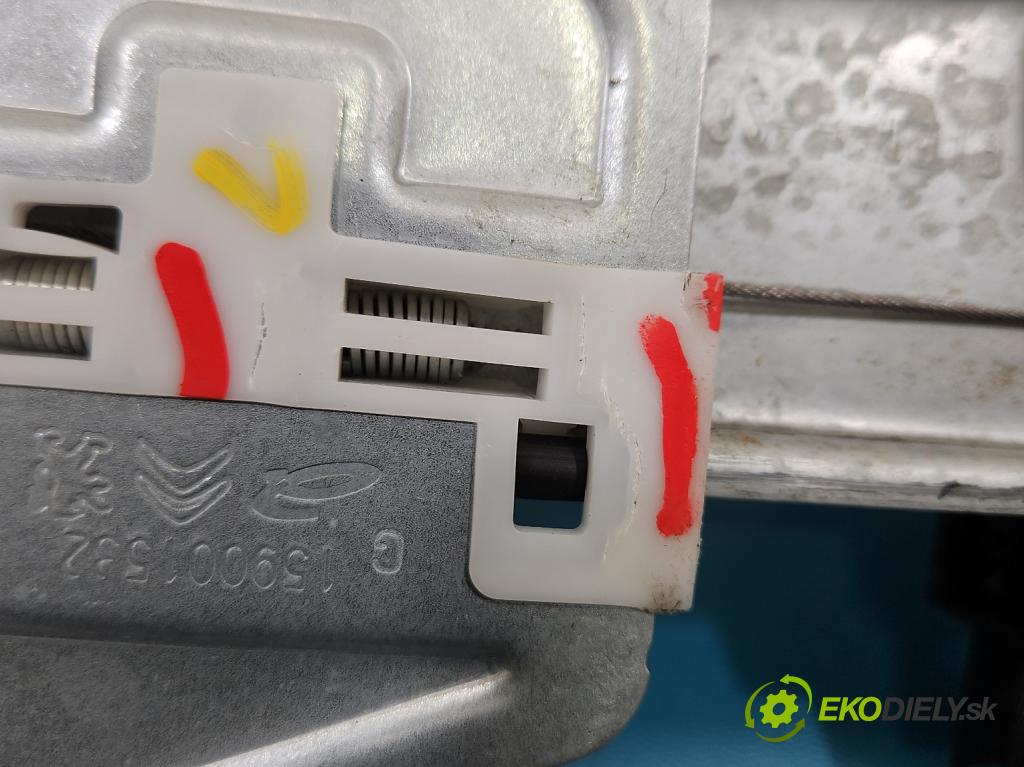 Citroen C3 III 2016-2024 1.2 12V 83 HP manual 61 kW 1199 cm3 5- mechanizmus okna zadné ľavý 9829512080