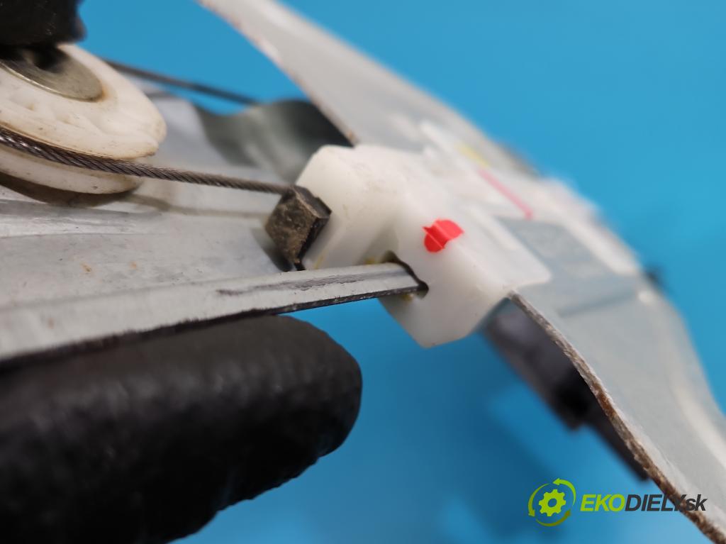 Citroen C3 III 2016-2024 1.2 12V 83 HP manual 61 kW 1199 cm3 5- mechanizmus okna zadné ľavý 9829512080