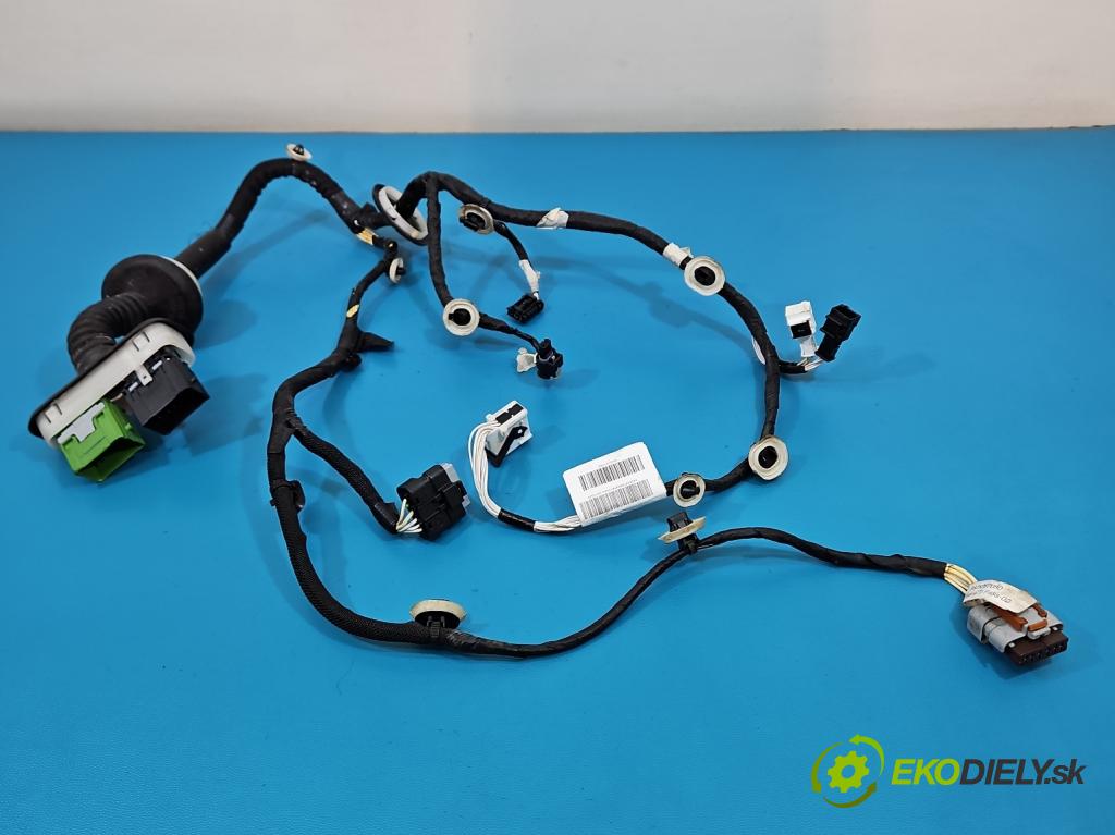 Citroen C3 III 2016-2024 1.2 12V 83 HP manual 61 kW 1199 cm3 5- Zväzok: dvere predné vľavo: 9825267080