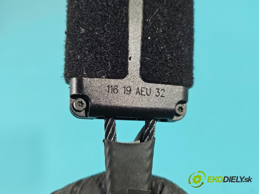 Citroen C3 III 2016-2024 1.2 12V 83 hp manual 61 kW 1199 cm3 5- stěna bezpečnost přední levý