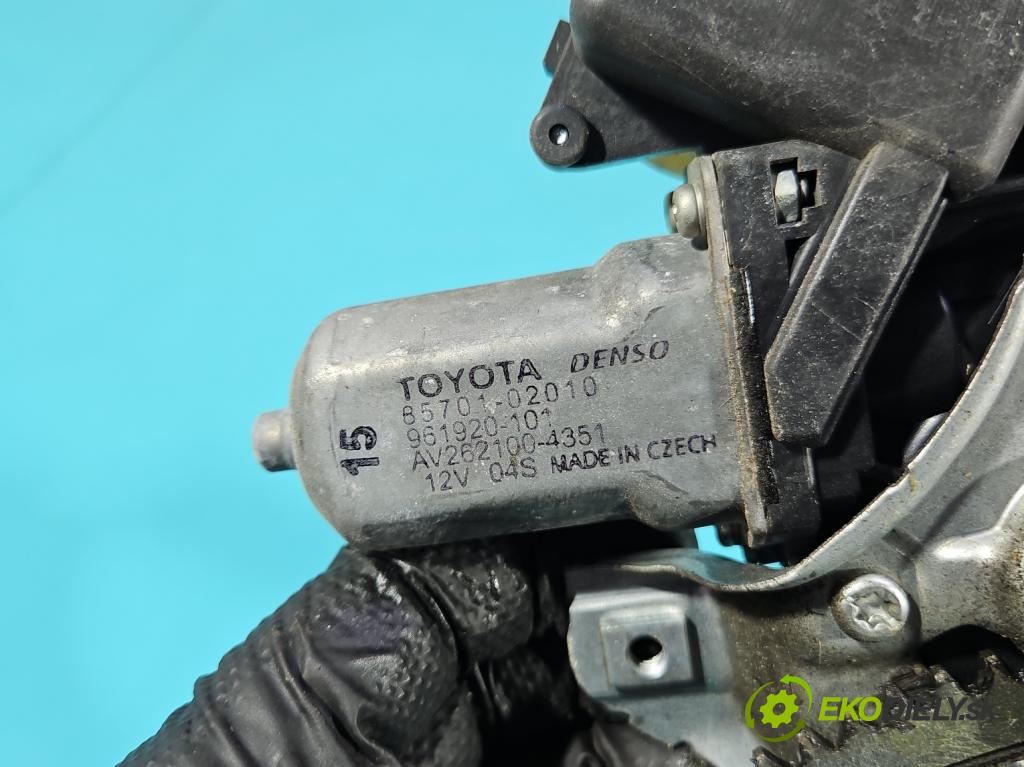 Toyota Auris II 2012-2018 1.8 16V 99 HP automatic 73 kW 1798 cm3 5- mechanizmus okna predné pravý 85710-02420-B