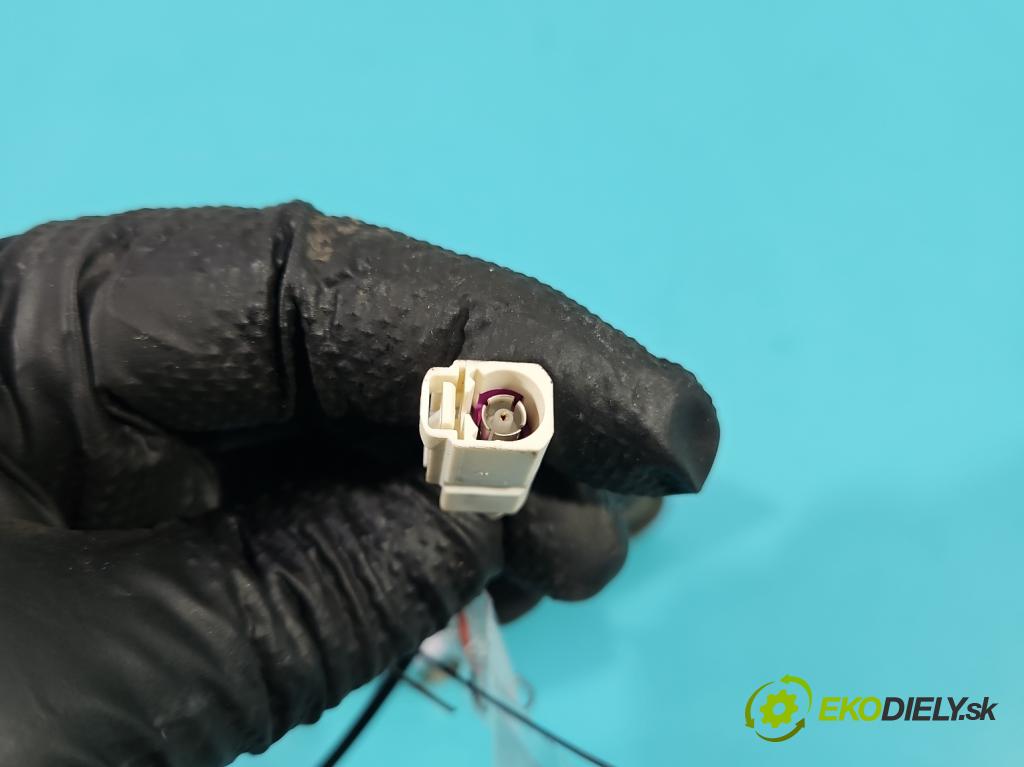 Citroen C3 III 2016-2024 1.2 12V 83 hp manual 61 kW 1199 cm3 5- Antena 9819667580