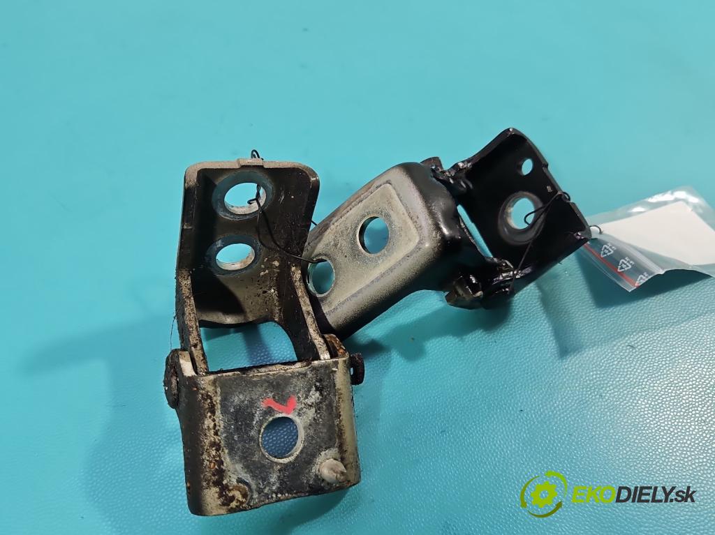 Citroen C3 III 2016-2024 1.2 12V 83 HP manual 61 kW 1199 cm3 5- Závěs: dvere predné pravý