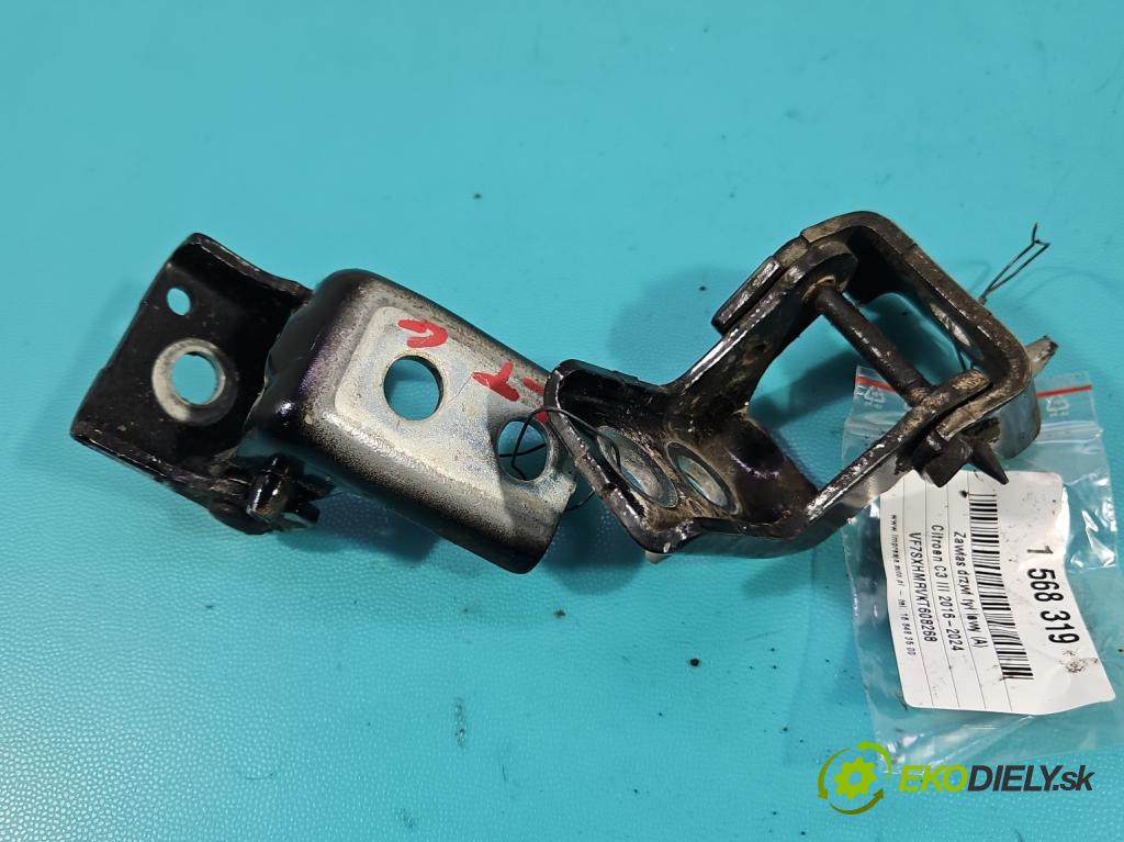 Citroen C3 III 2016-2024 1.2 12V 83 HP manual 61 kW 1199 cm3 5- Závěs: dvere zadné ľavý 